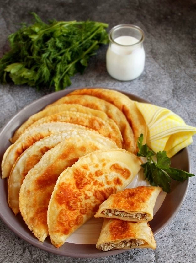 Чебуреки свино-говяжие