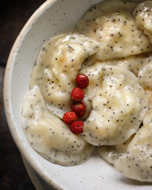 Вареники с творогом и маком